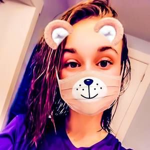 Meet your Posher, Maeghan